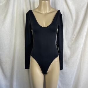Forever 21 Sculpt Butter Seamless Thong Bodysuit V Neck Long Sleeve Black NWT S
